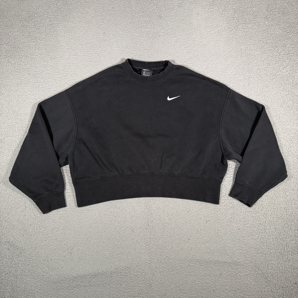 Nike Sweater Womens XS Black Sportswear Essential Crewneck Pullover Outdoor Logo